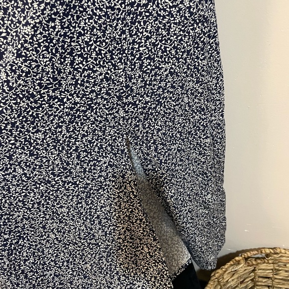 Old Navy long dress 👗 - Picture 3 of 5